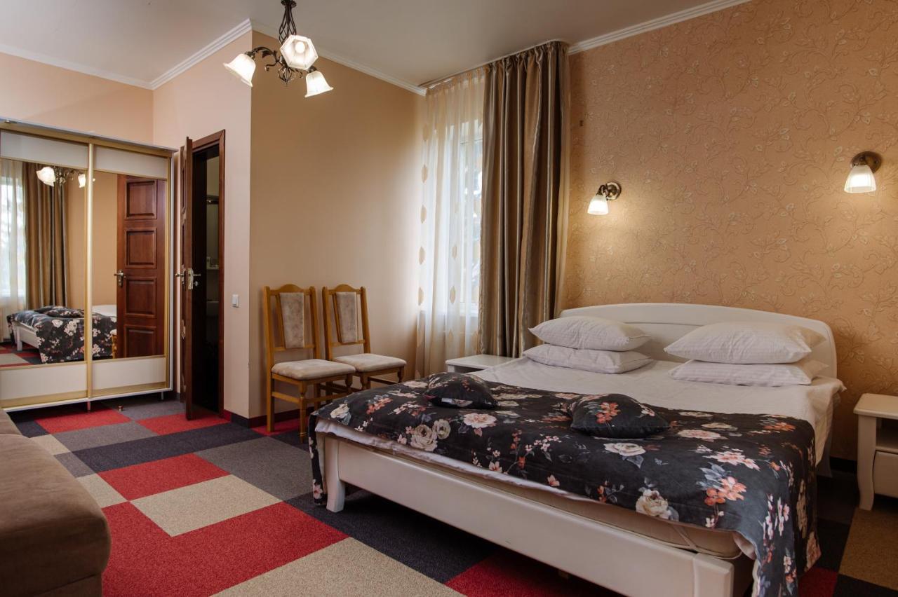 Na Horyzonti Hotel Truszkavec Kültér fotó