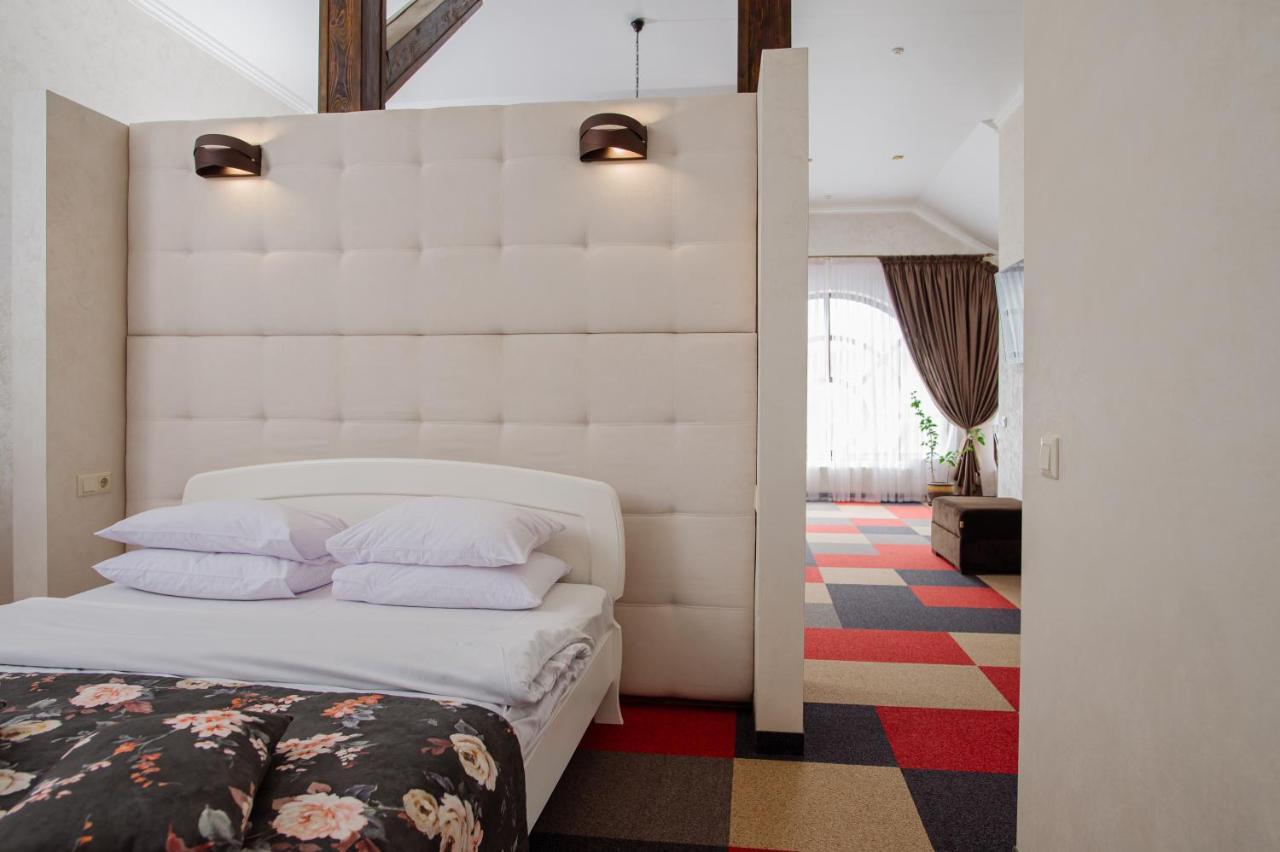 Na Horyzonti Hotel Truszkavec Kültér fotó