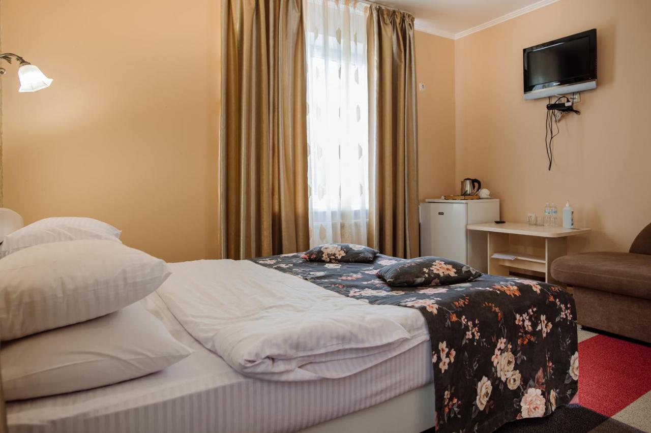 Na Horyzonti Hotel Truszkavec Kültér fotó