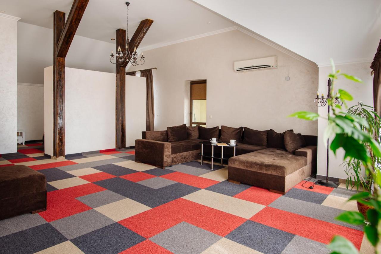 Na Horyzonti Hotel Truszkavec Kültér fotó